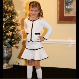 Girls interview outfit with stalkings